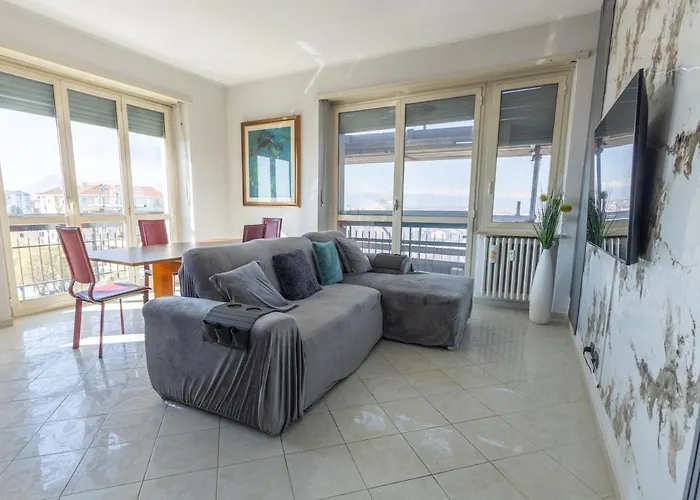 Casa Marina Trilocale Panoramico Vicino Metro